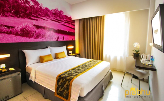 Tampilan Bedroom Hotel di Crystal Kuta by Prabu (formerly favehotel Bypass Kuta)