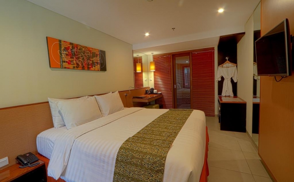 Tampilan Bedroom Hotel di Dafam Savvoya Seminyak Bali