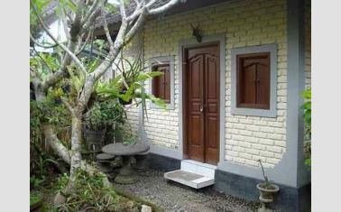 di Dana Guest House Bali