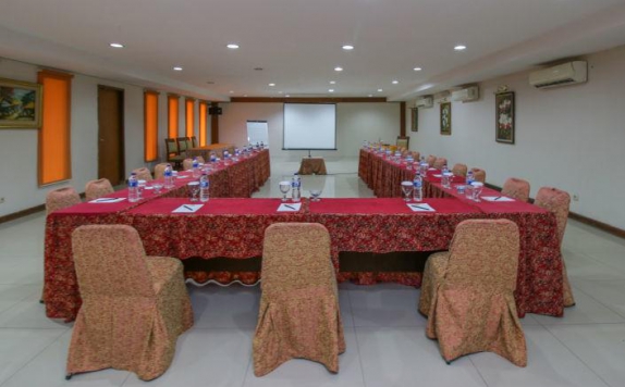 Meeting room di Desa Gumati