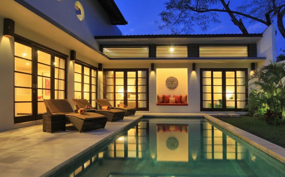 Swimming Pool di Destiny Residence Bali