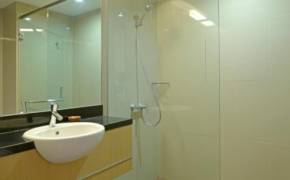 Bathroom di D Kayoon Hotel