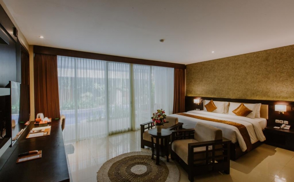 Tampilan Bedroom Hotel di D Nusa Beach Club and Resort