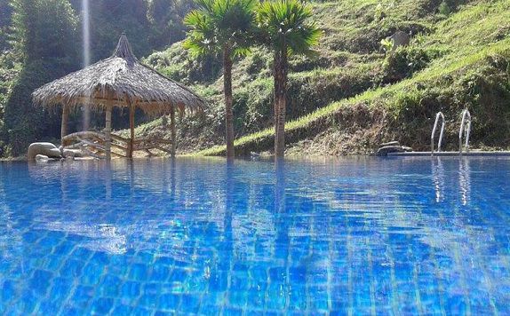 Swimming Pool di Dream Resort Ciwidey