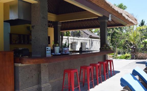 Tampilan Bar Hotel di Element by Westin Bali Ubud
