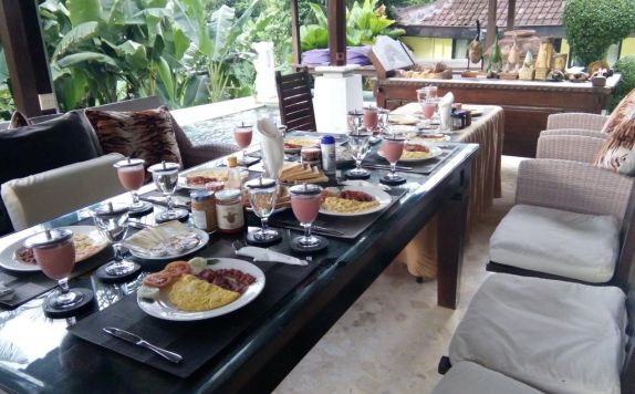 Food and Beverage di Euroservices Holiday Villa