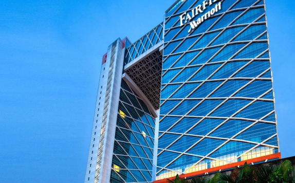Eksterior di Fairfield by Marriott Surabaya