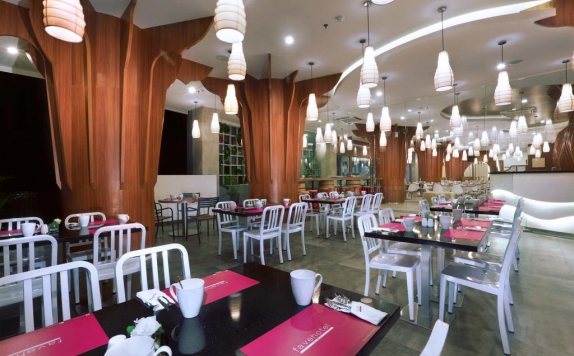 Restaurant di Favehotel Ahmad Yani Banjarmasin