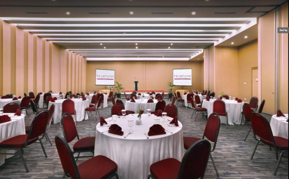 meeting room di Favehotel Palembang