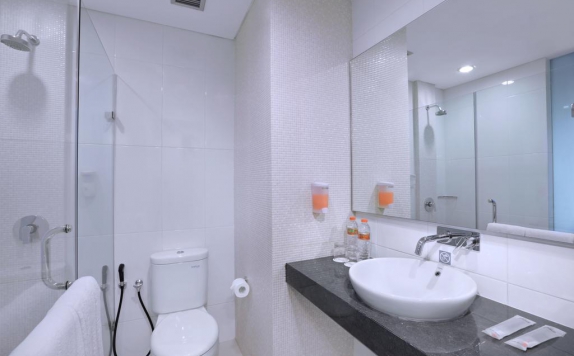 Bathroom di Favehotel Subang