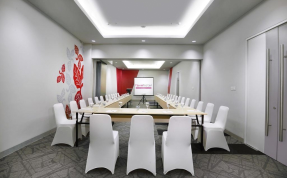 meeting room di Favehotel Sudirman Bojonegoro