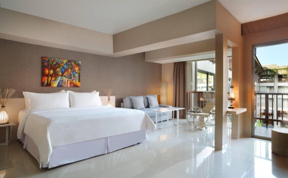 Guest Room di Four Points by Sheraton Bali