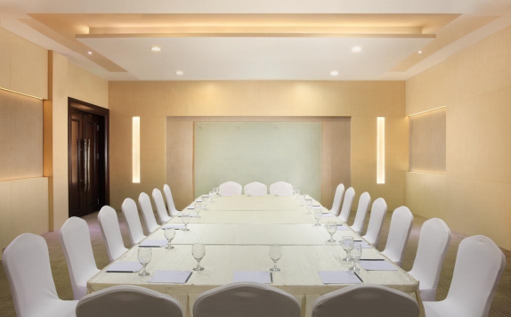 Meeting Room di Four Points by Sheraton Medan