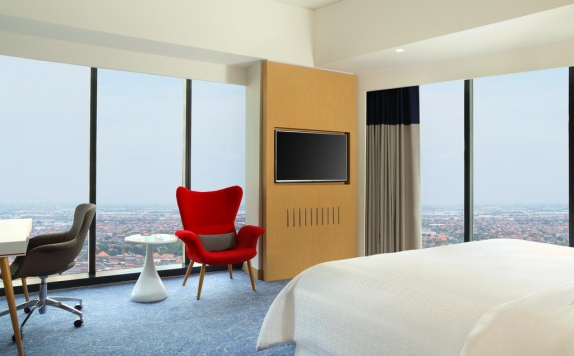 Guest Room di Four Points by Sheraton Surabaya