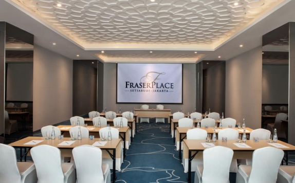 meeting room di Fraser Place Setiabudi Jakarta