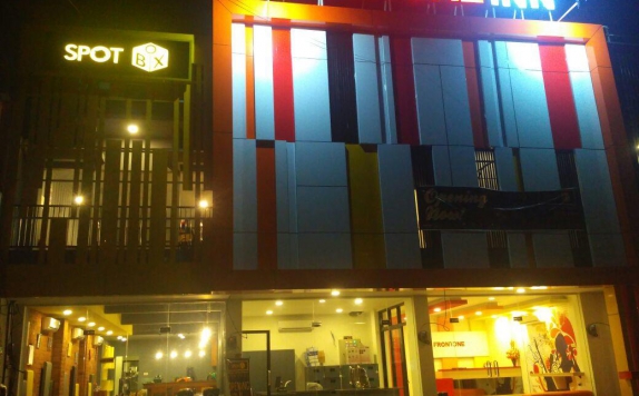 exterior di Green Red Hotel Syariah