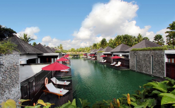 Swimming Pool di Furama Villas & Spa Ubud