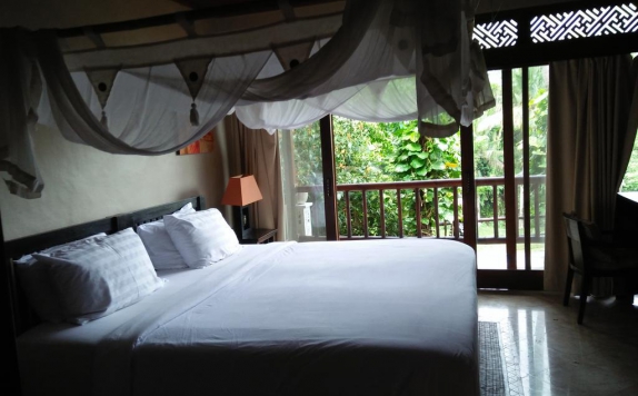 Tampilan Bedroom Hotel di Gaia Retreat Center