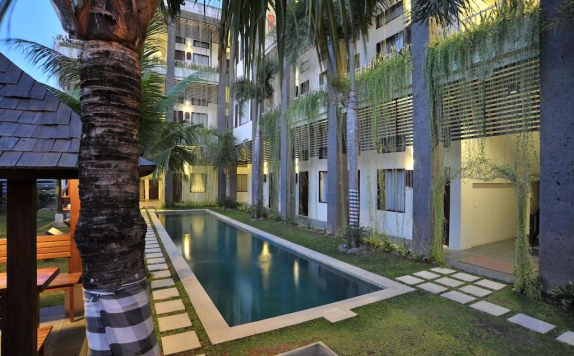 Swimming Pool di Ganga Hotel and Apartment