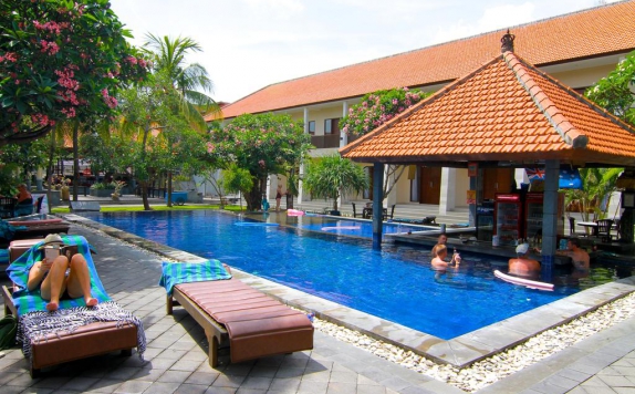 Swimming Pool di Garden View Resort