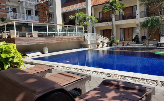 swimming pool di Garden View Resort
