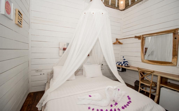 Tampilan Bedroom Hotel di Gili Breeze Tropical Bungalows