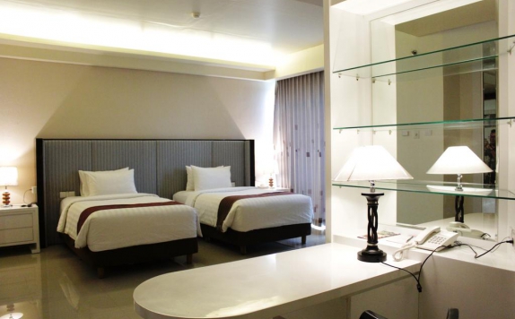Kamar Tidur di Golden Palace Hotel Lombok
