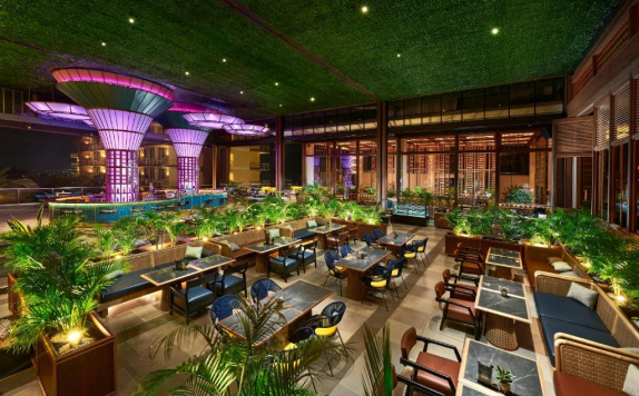 Restoran Hotel Restoran Hotel di Golden Tulip Holland Resort Batu