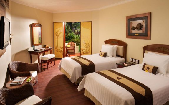 guest room twin bed di Grand Mirage Resort & Thalasso Spa