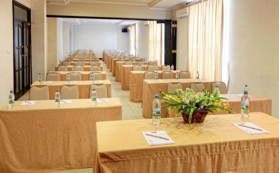 Meeting Room di Grand Zuri Duri