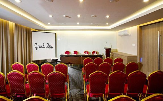 Meeting Room di Grand Zuri Kuta Bali