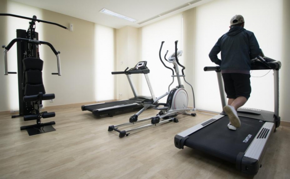 Gym di GTV Hotel and Service Apartment