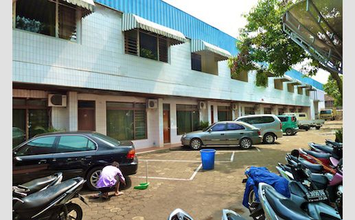 parkir hotel di Harapan Indah Hotel