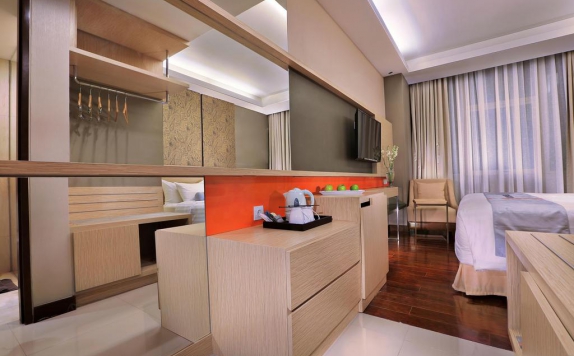 Tampilan Bedroom Hotel di Harper Mangkubumi Hotel