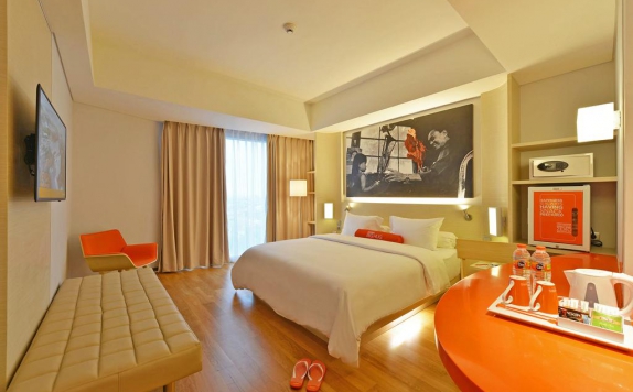 Guest Room di Harris Hotel and Convention Solo