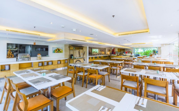 Restaurant di Harris Hotel Kuta Galleria-Bali