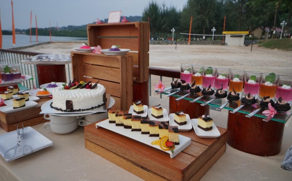 Food and Beverages di Harris Resort Waterfront Batam