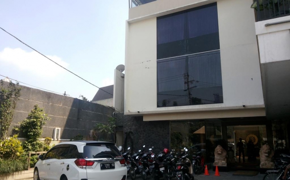 Front view di Helios Hotel