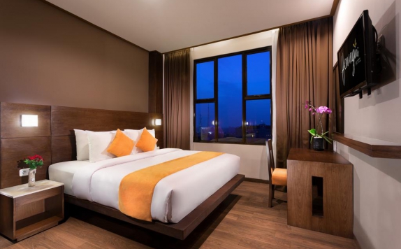 Tampilan Bedroom Hotel di Hemangini Hotel Bandung