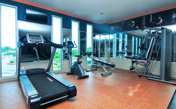 Gym Facilities di Her Hotel and Trade Center