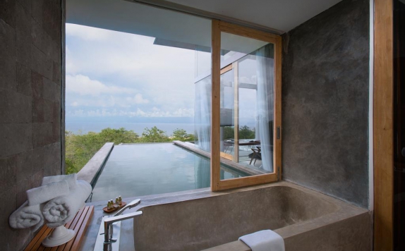Bathroom di Hideaway Villas Bali