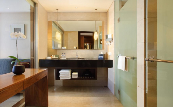 Bathroom di Hilton Bandung