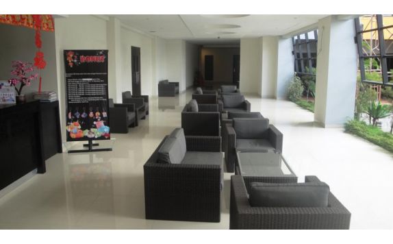 Lobby / Lounge di Hotel Grand Bintang Tawangmangu