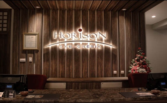 Receptionist di Hotel Horison GKB - Gresik