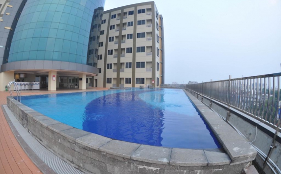 Swiming Pool di Hotel Horison Ultima Palembang