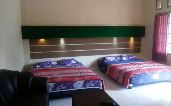 guest room twin bed di Hotel Kana