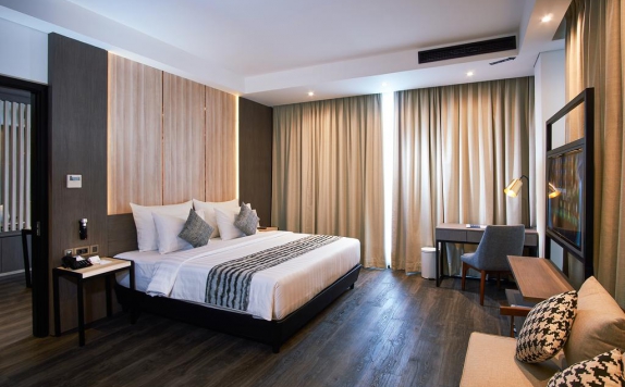 Tampilan Bedroom Hotel di Hotel Kyriad Muraya