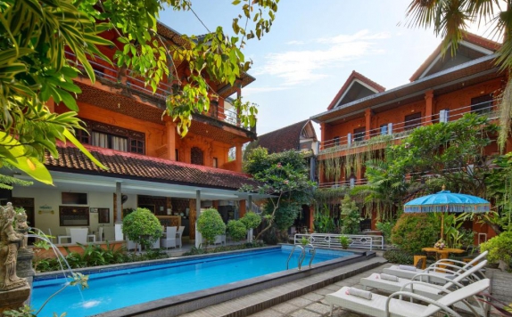 swimmingpoll di Hotel Lumbung Sari