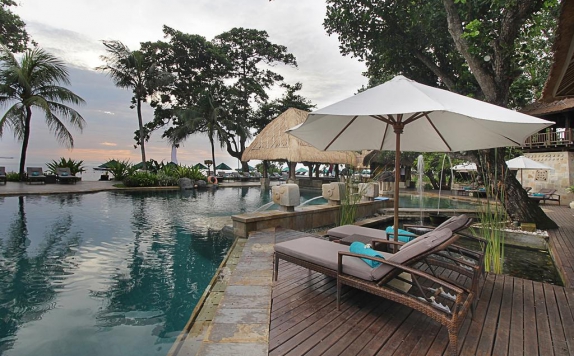 Swimming Pool di Hotel Novotel Bali Benoa
