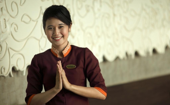 Receptionist di Hotel Santika Bengkulu